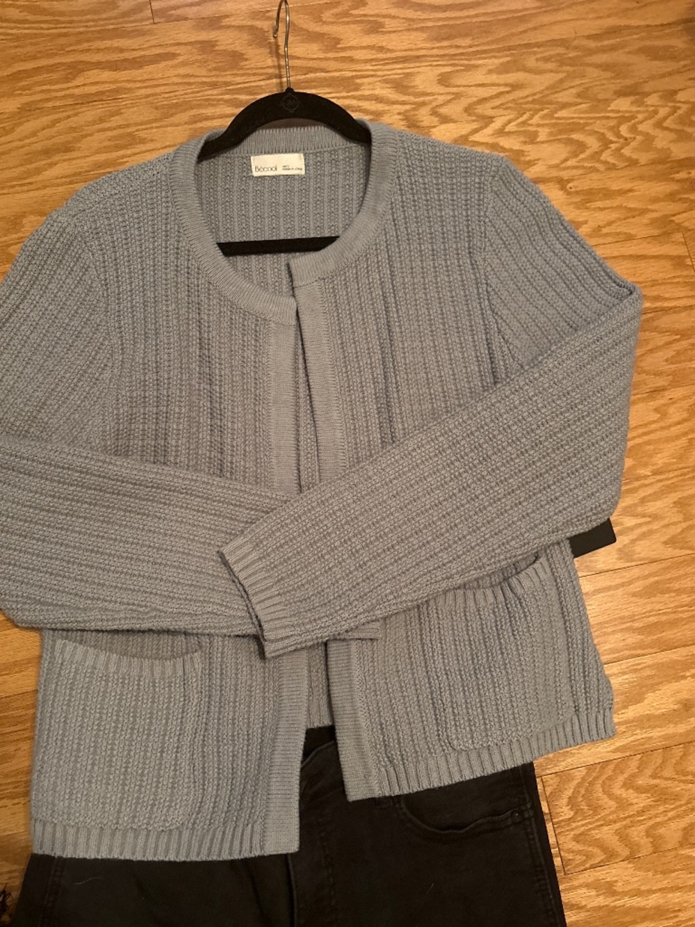 Nwt sweater from Dailylook box.